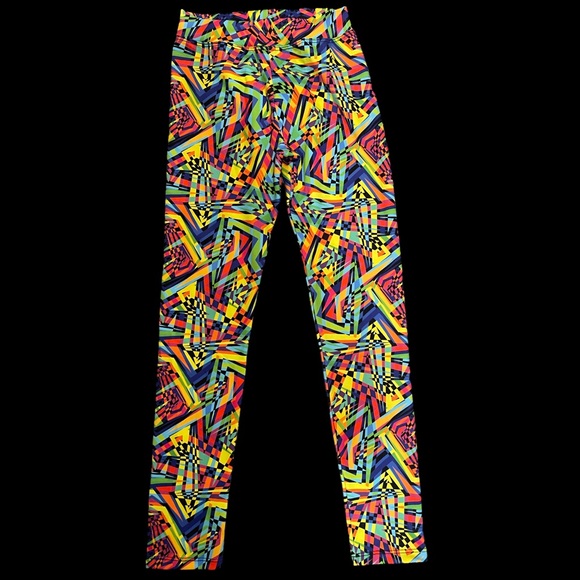 NWOT Random Hearts Girls Size Medium Colorful Geometric Pattern Leggings - Picture 1 of 2